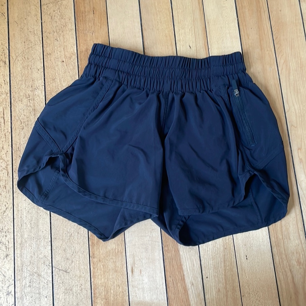Lululemon | Black Zip Pocket Tracker Short